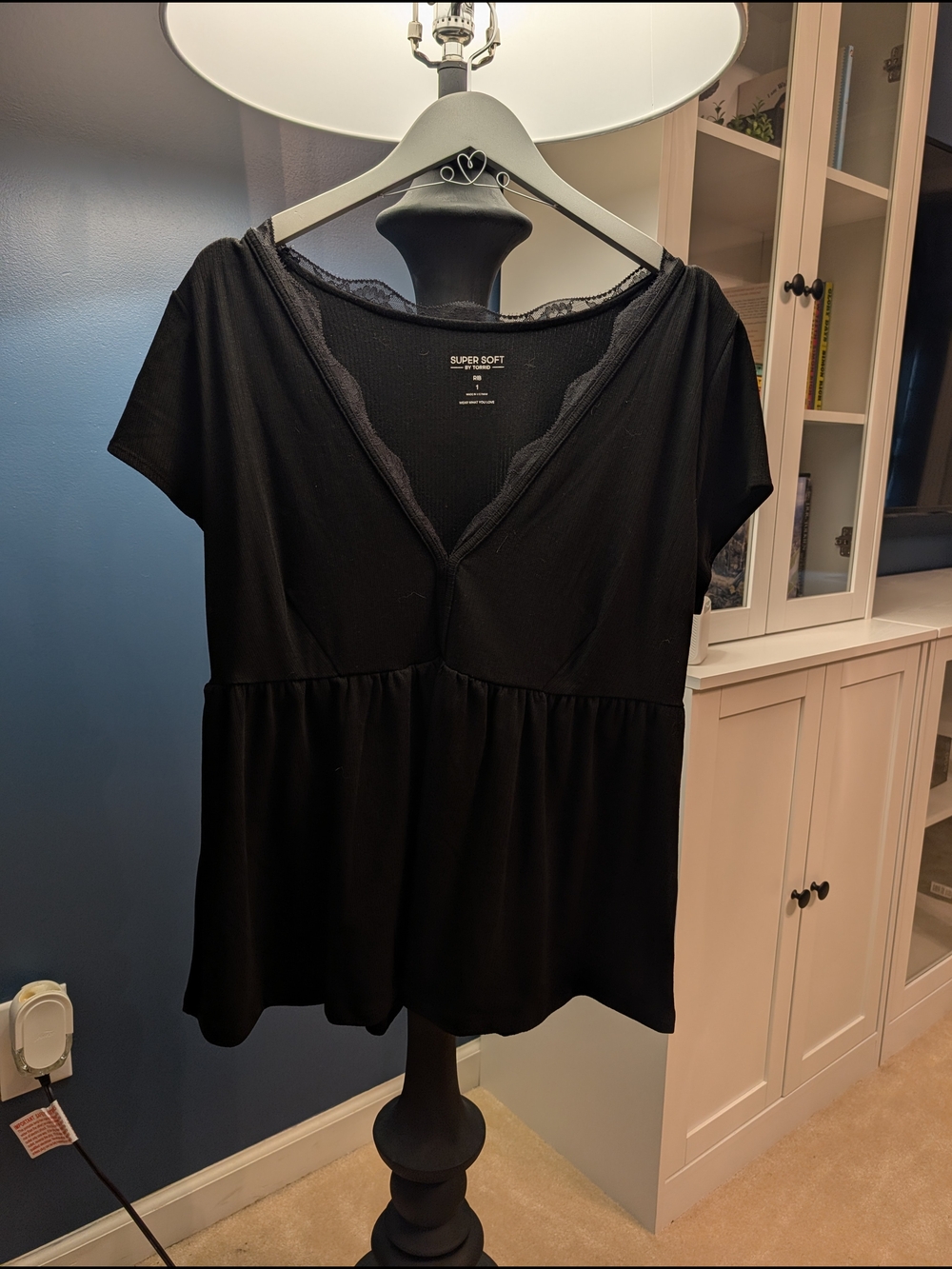 Torrid Black V-Neck Short Sleeve Peplum Tunic